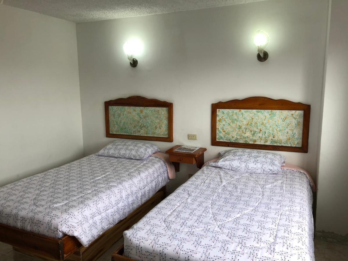 Hotel Armont Calarca Luaran gambar