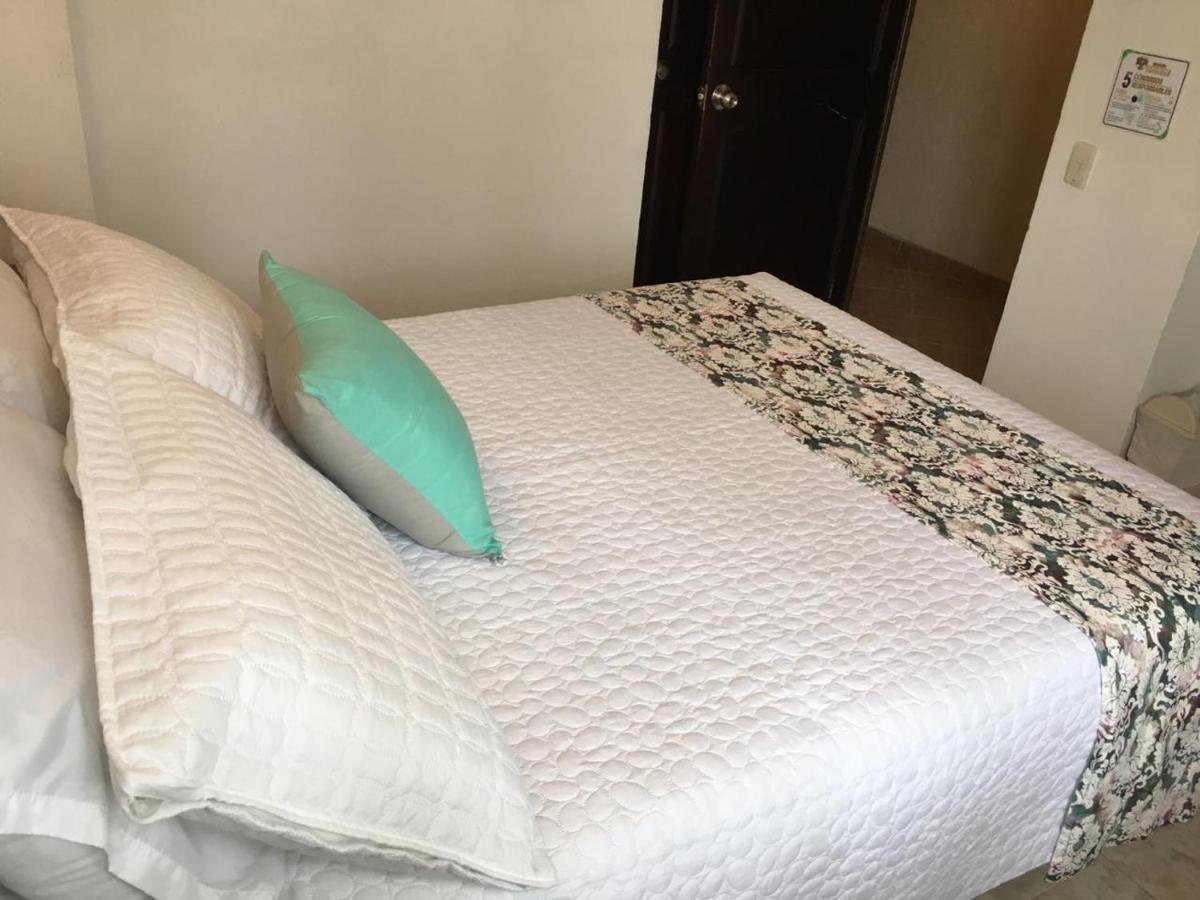 Hotel Armont Calarca Luaran gambar